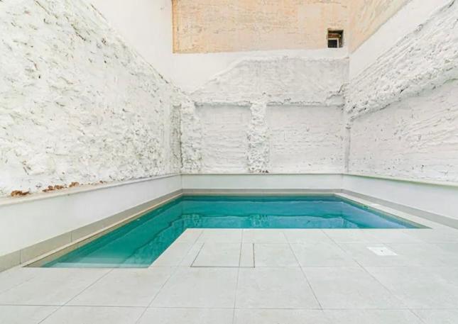 Apartamentos Breton 17 Suite Con Terraza アリカンテ エクステリア 写真