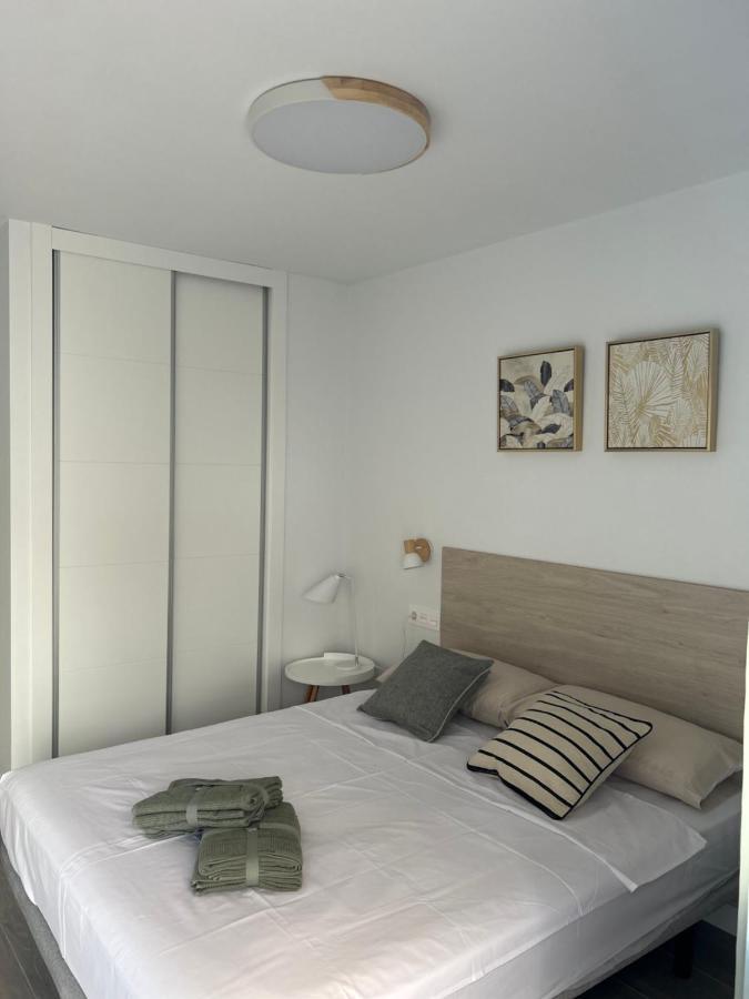 Apartamentos Breton 17 Suite Con Terraza アリカンテ エクステリア 写真